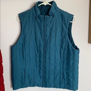 Reversible vest